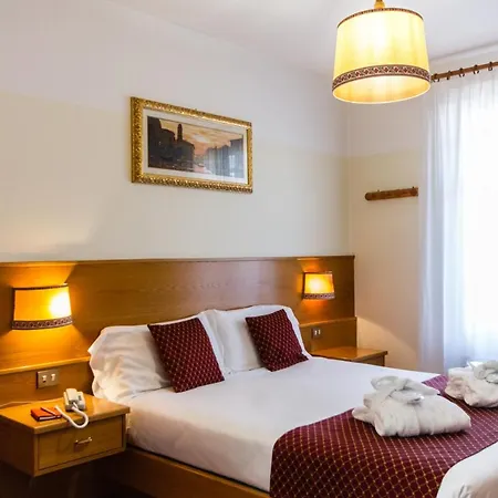 Hotell Sant'ilario 3*